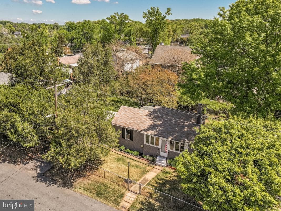 1609 Bentley Road photo 36