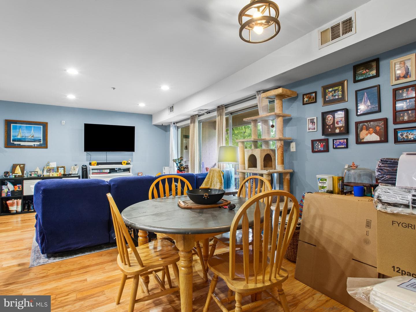 1117 Primrose Court #301 photo 11