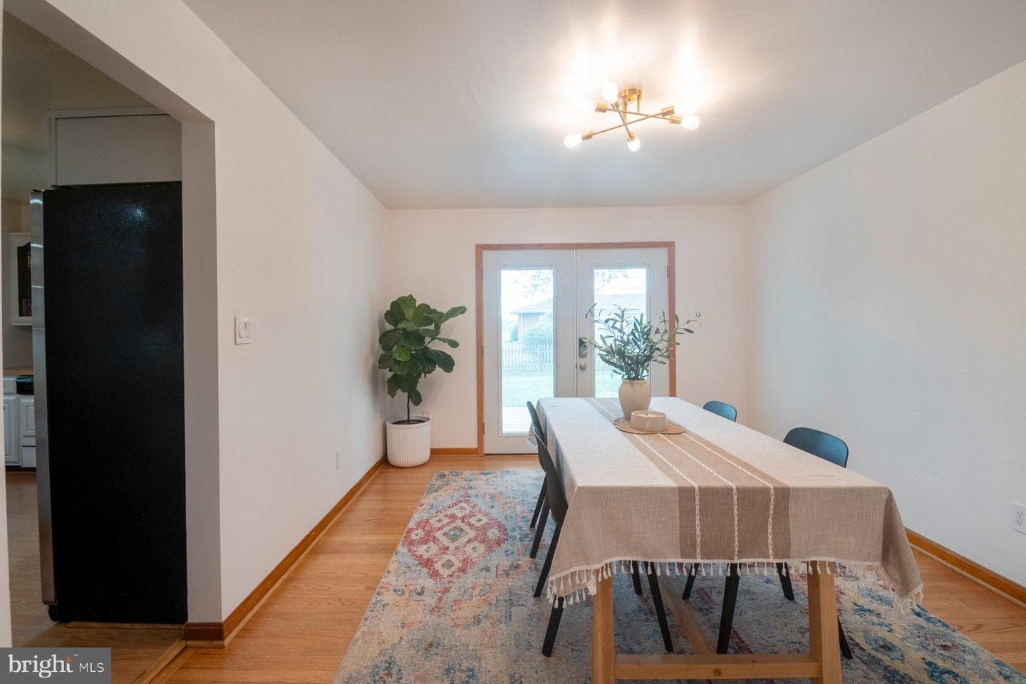6303 Homewood photo 10