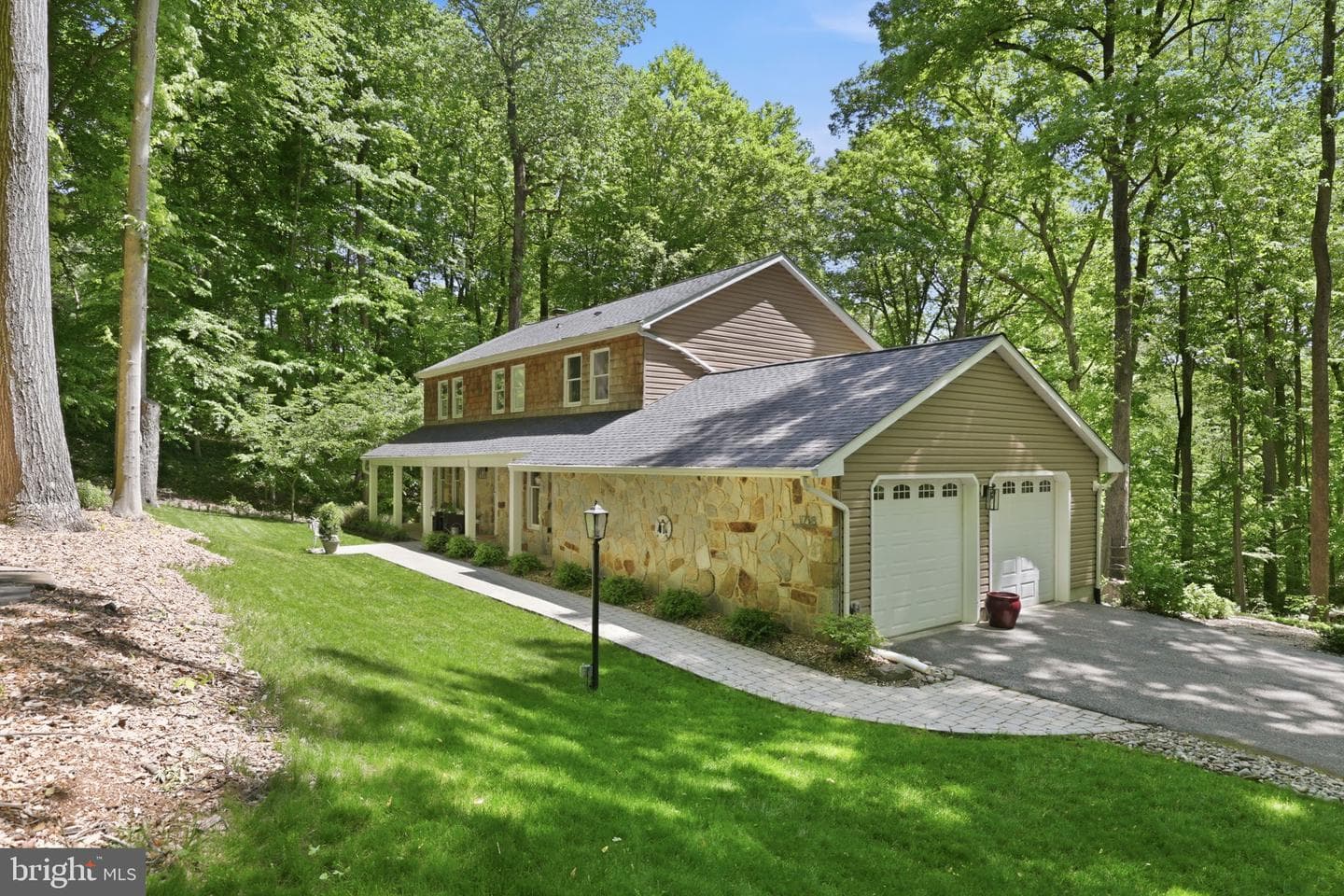 1718 Westminster Way photo 4
