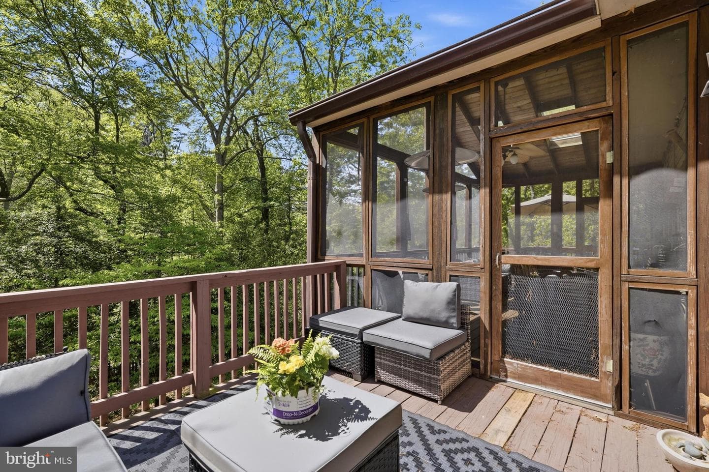 279 Capote Court W photo 26