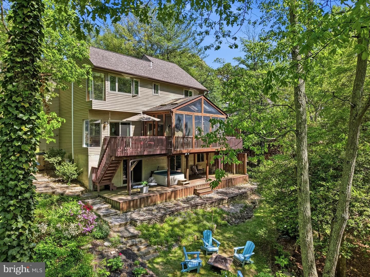 279 Capote Court W photo 53