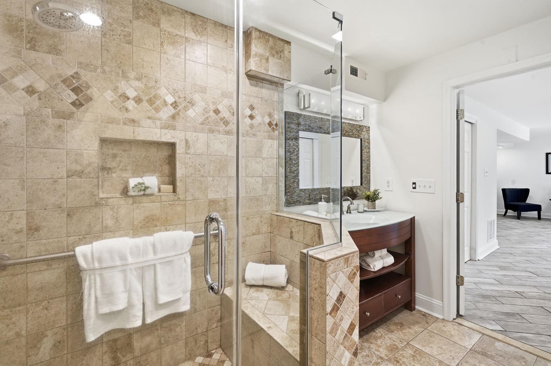 996 Headwater Road photo 35