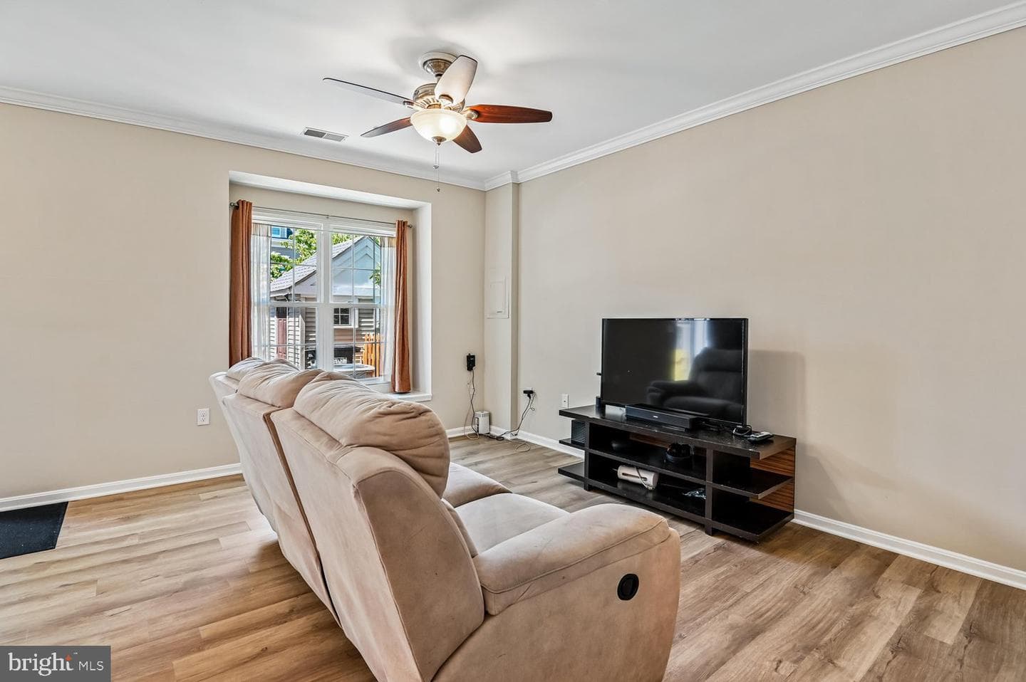 8733 Orchard Green Court photo 6