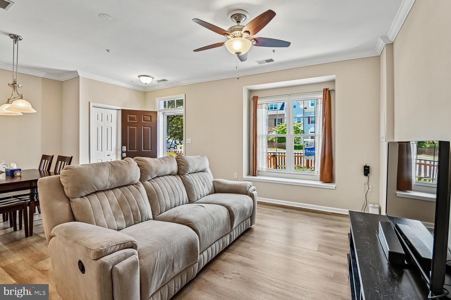 8733 Orchard Green Court photo 7
