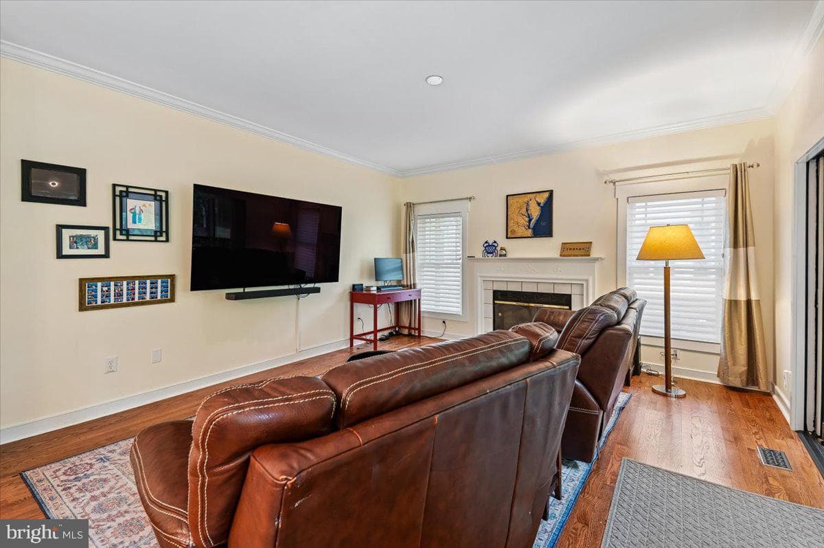 1430 Bay Head Road photo 12