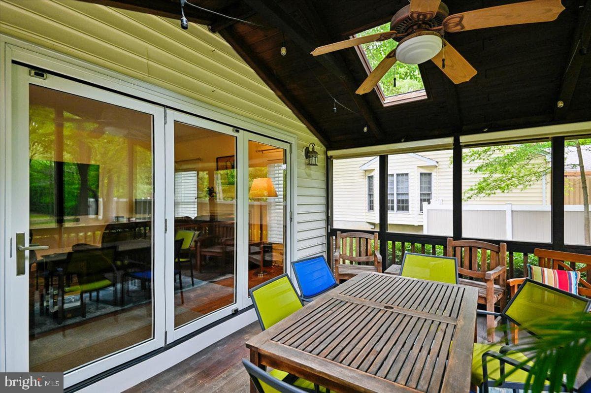 1430 Bay Head Road photo 16