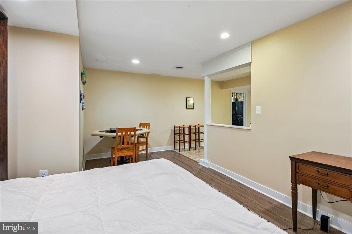 1430 Bay Head Road photo 55