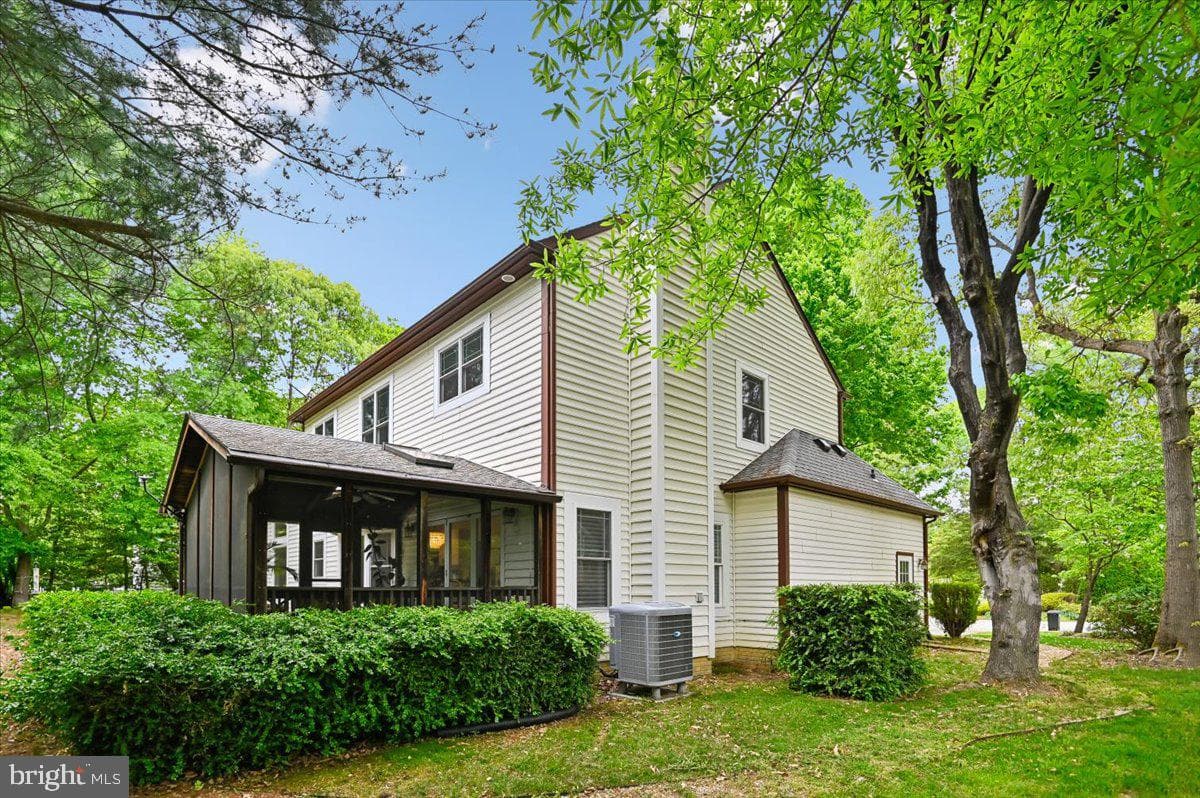 1430 Bay Head Road photo 77