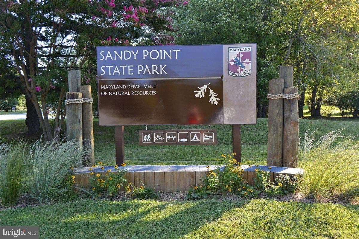1430 Bay Head Road photo 83