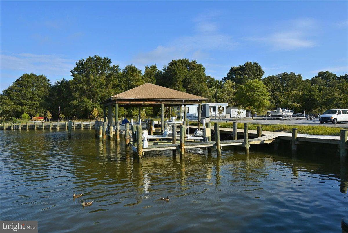 1430 Bay Head Road photo 84