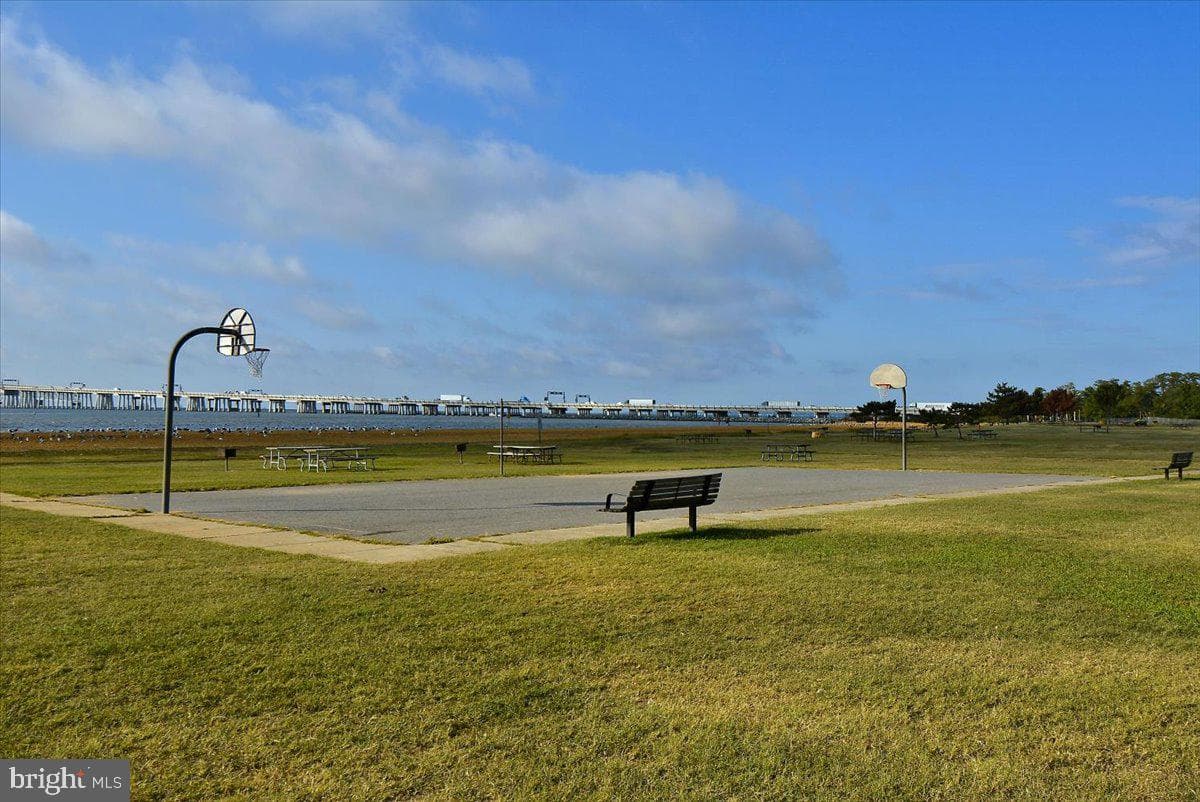 1430 Bay Head Road photo 85