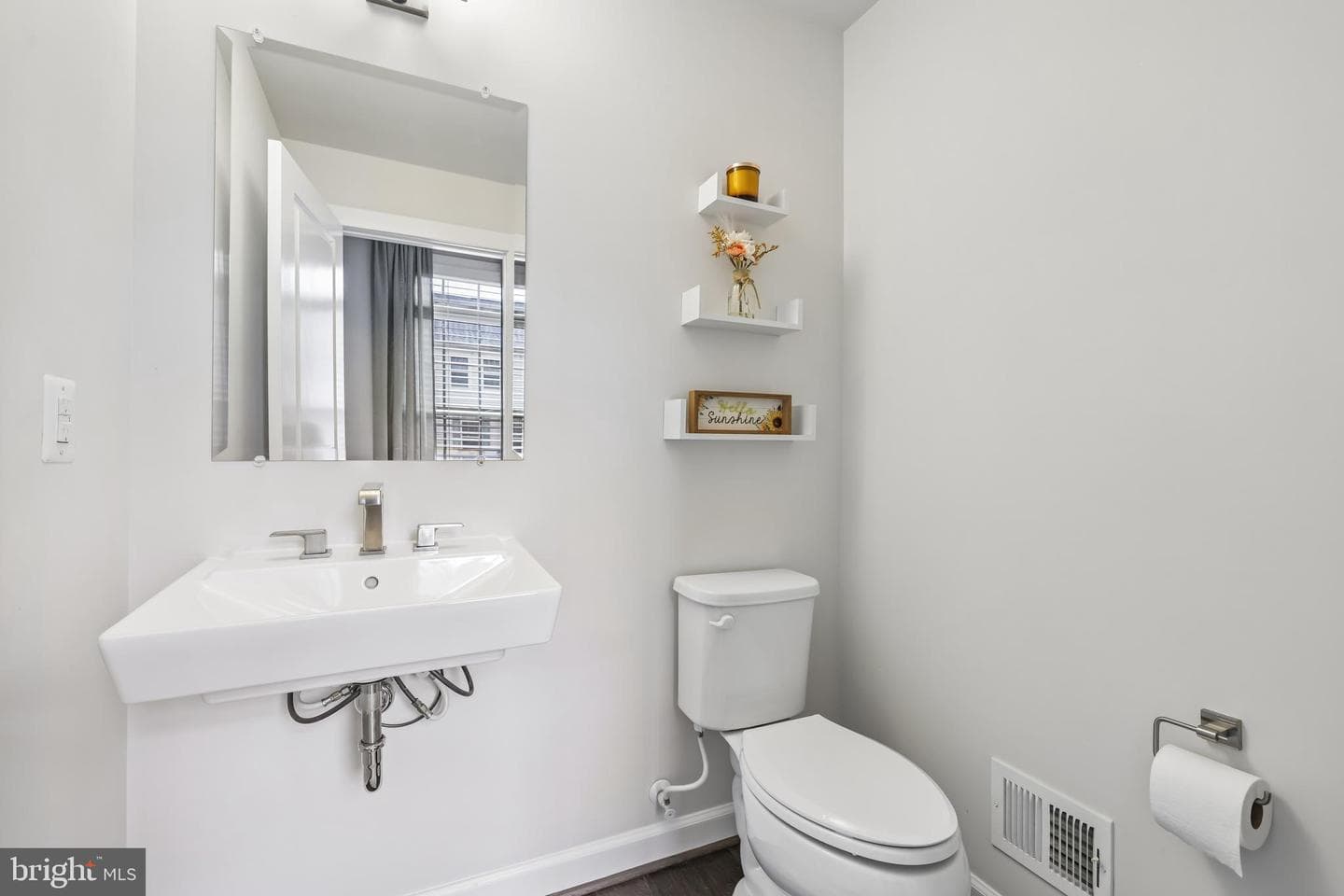 7825 Otterbein Way photo 24