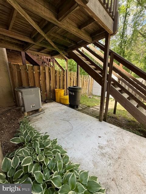 7508 Whaler Court photo 16