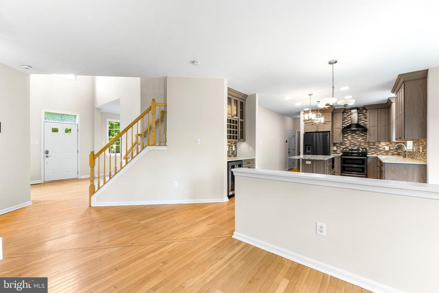 707 Buoy Ct photo 18