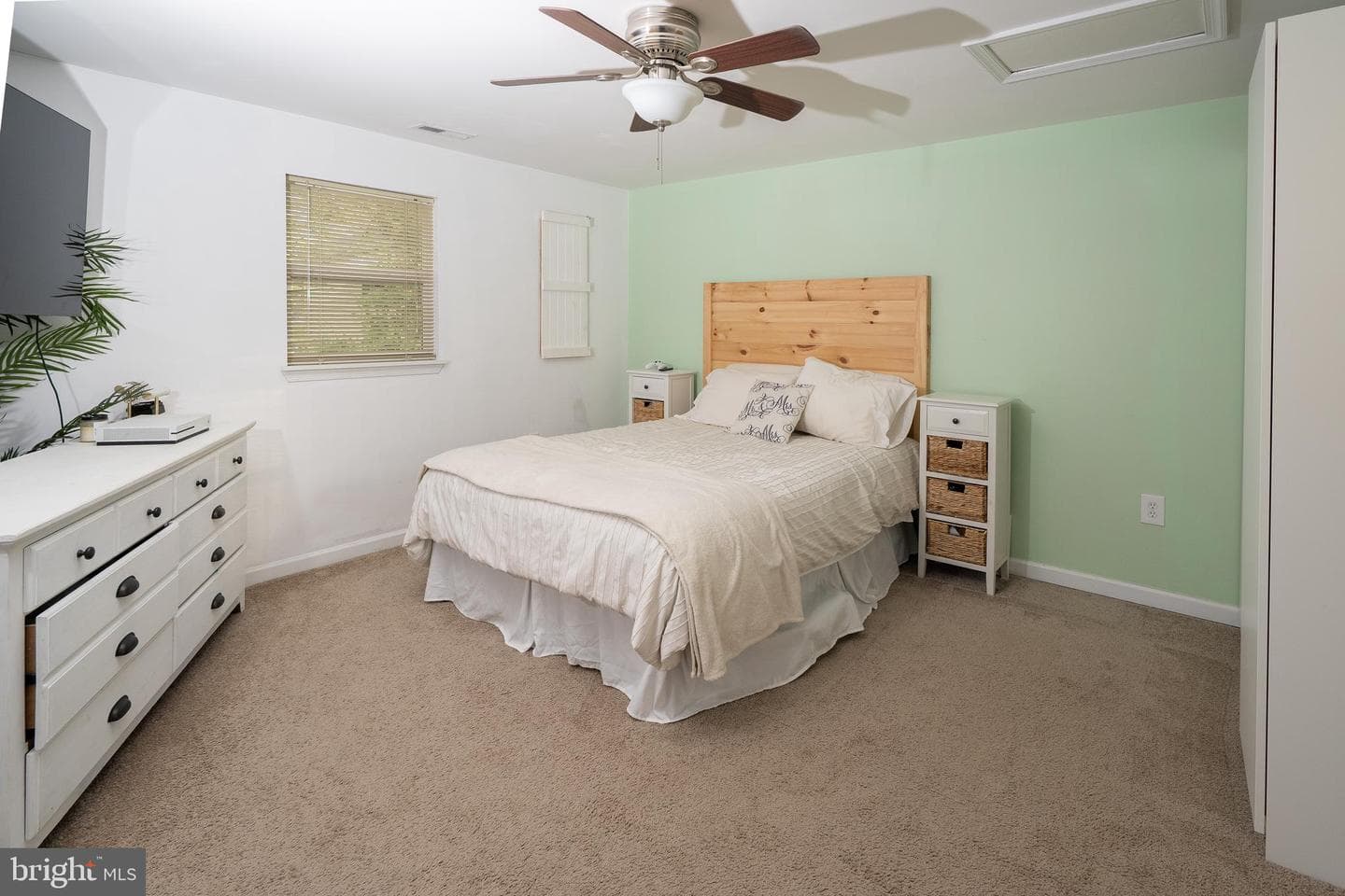 1816 Cremen Road photo 11