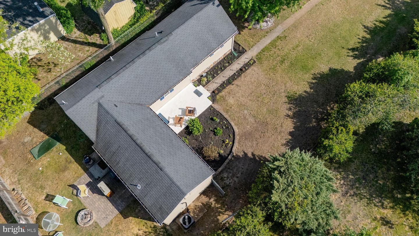 1816 Cremen Road photo 34