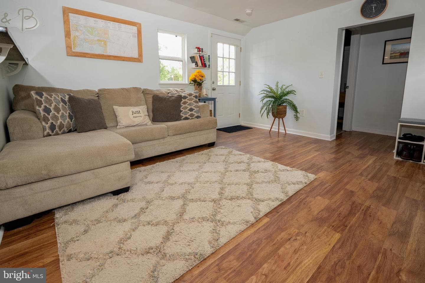 1816 Cremen Road photo 4