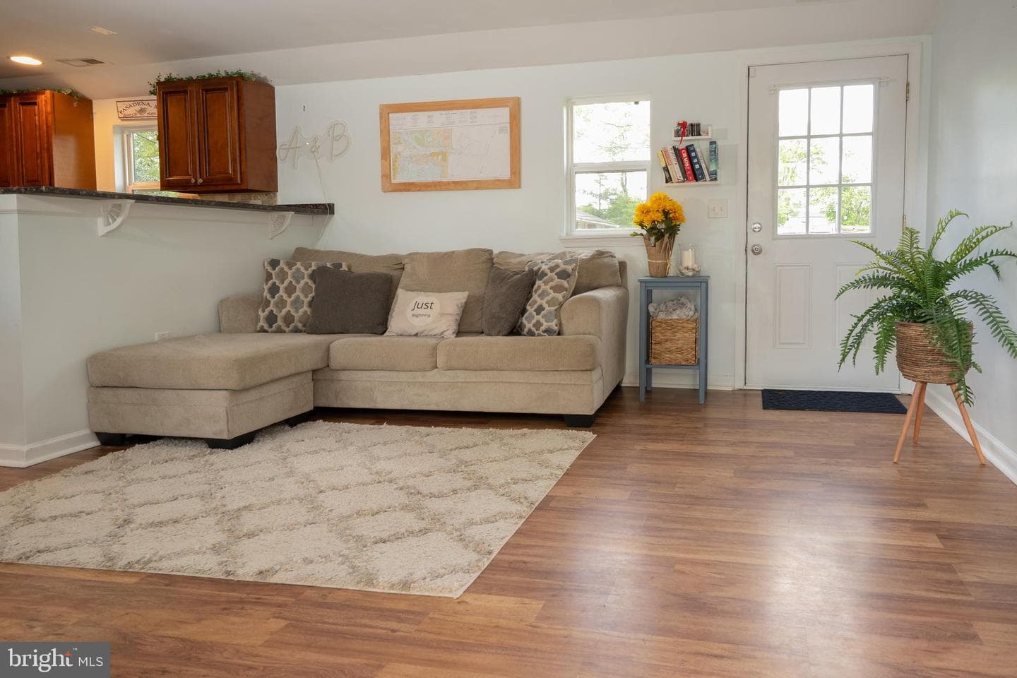 1816 Cremen Road photo 5
