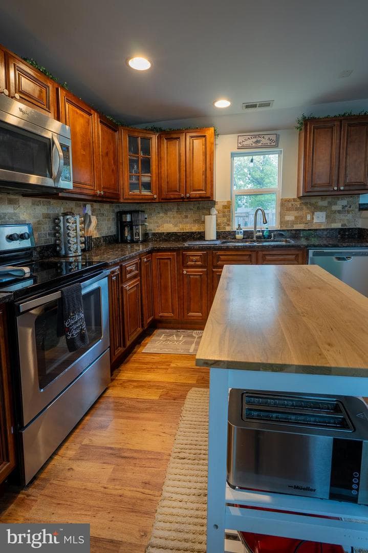 1816 Cremen Road photo 7