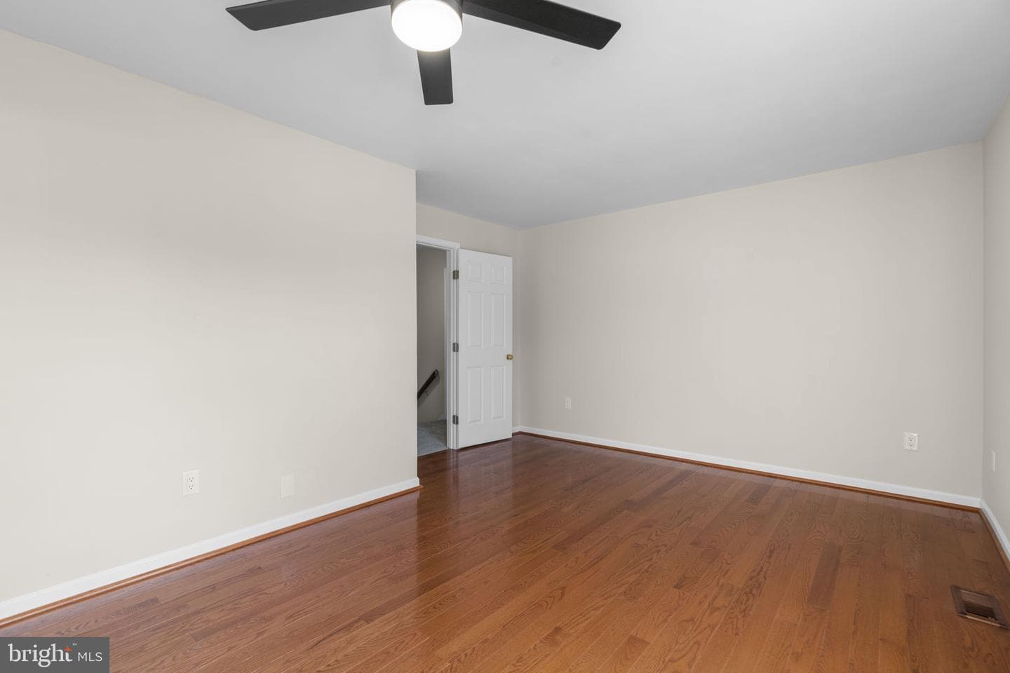 7952 Innkeeper Drive photo 30