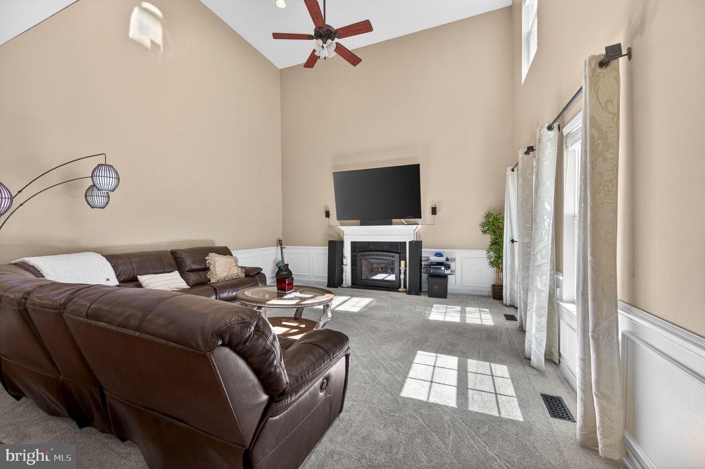 452 Larkspur Lane photo 27