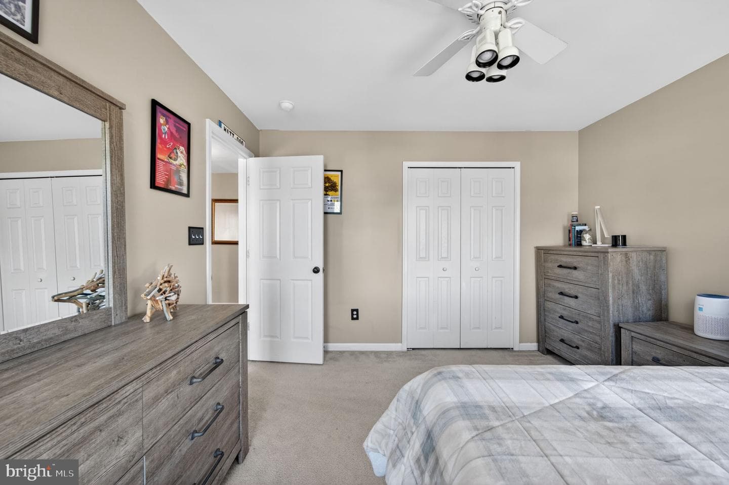 452 Larkspur Lane photo 31