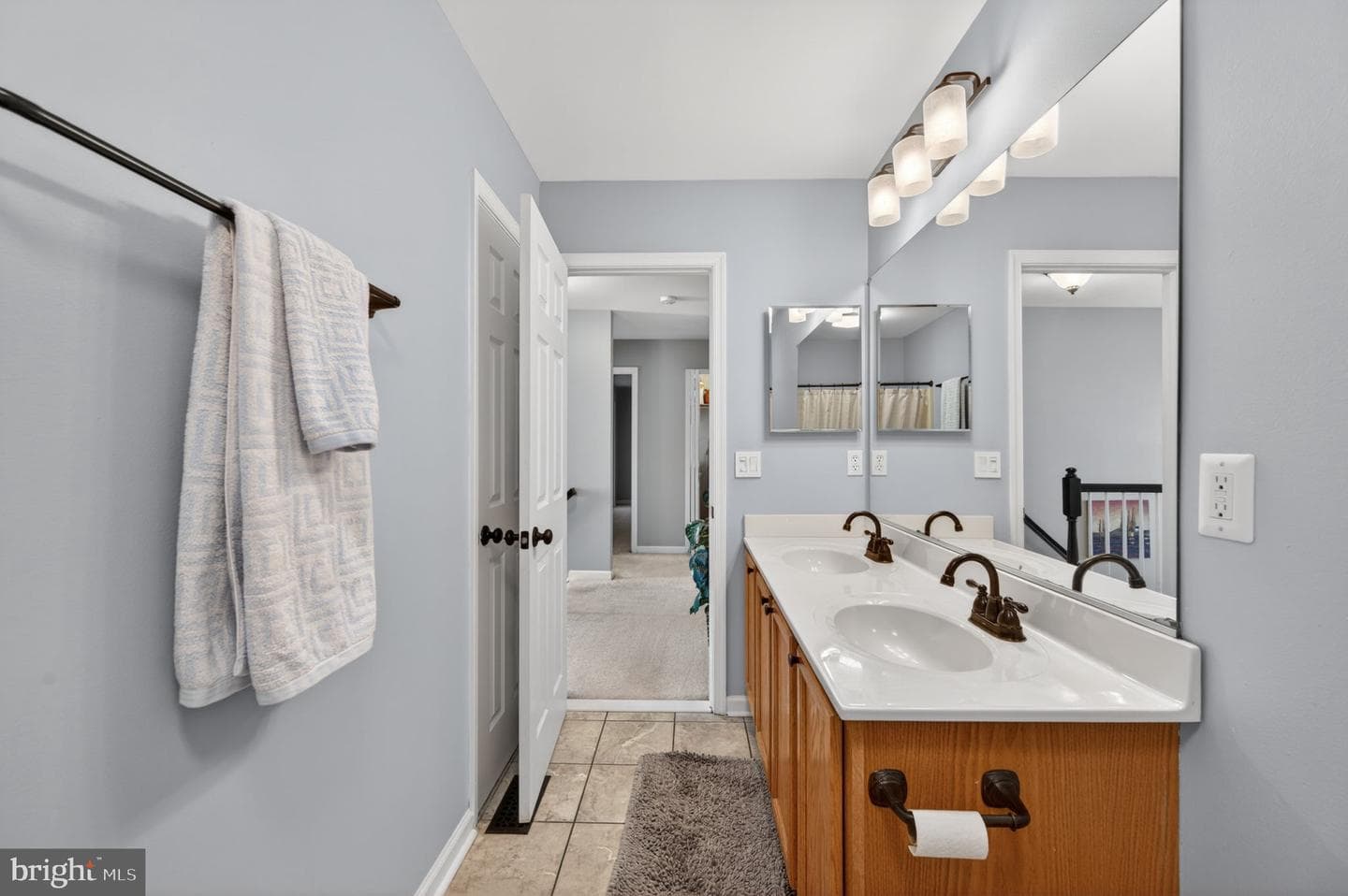 452 Larkspur Lane photo 39