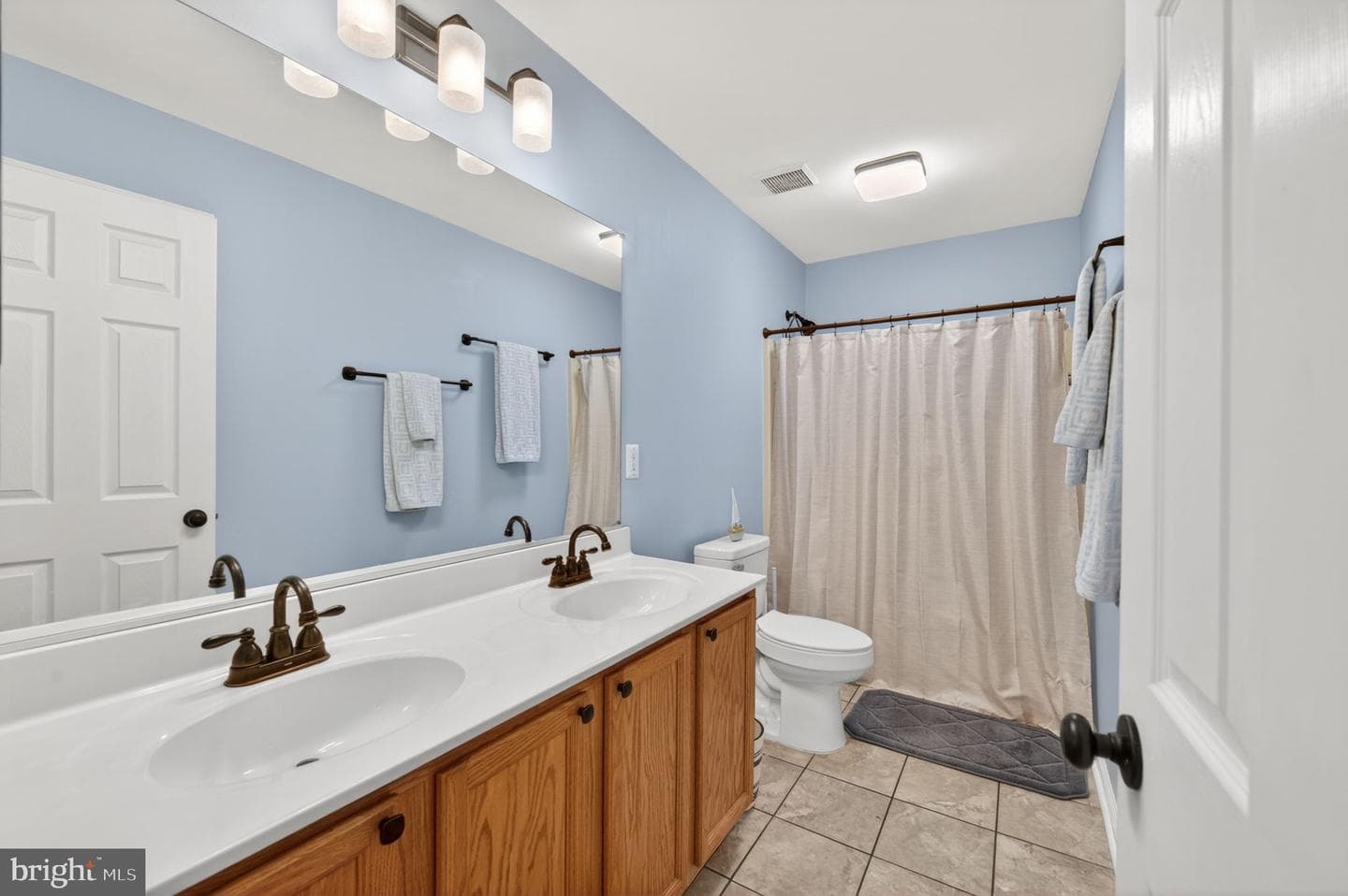 452 Larkspur Lane photo 40