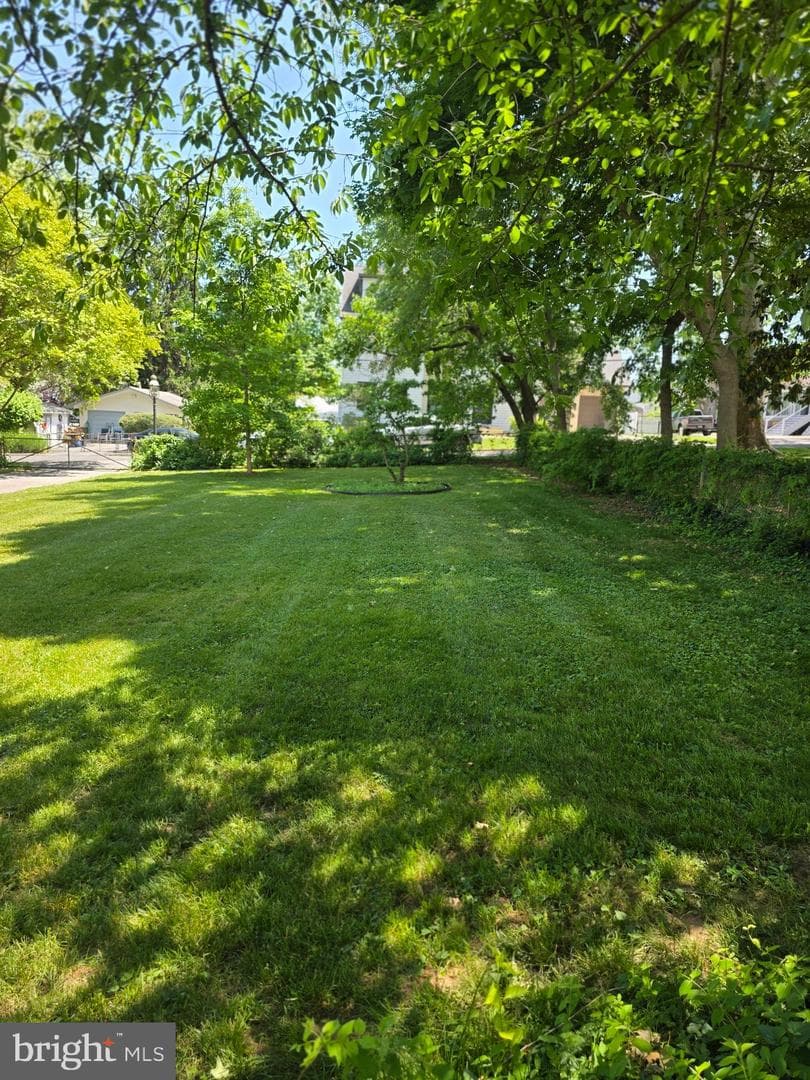 145 Edgewater Drive photo 68