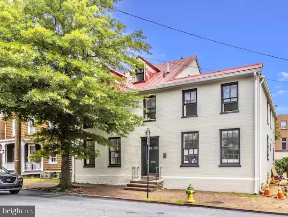 192 Duke Of Gloucester, Annapolis