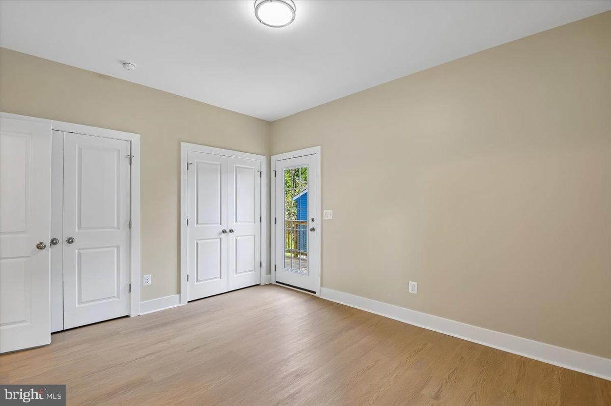 7784 Lakeland Avenue photo 11