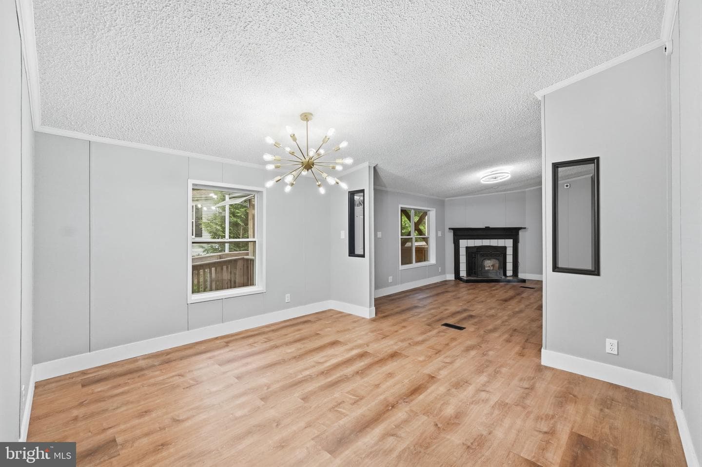 415 Dutch Drive photo 10
