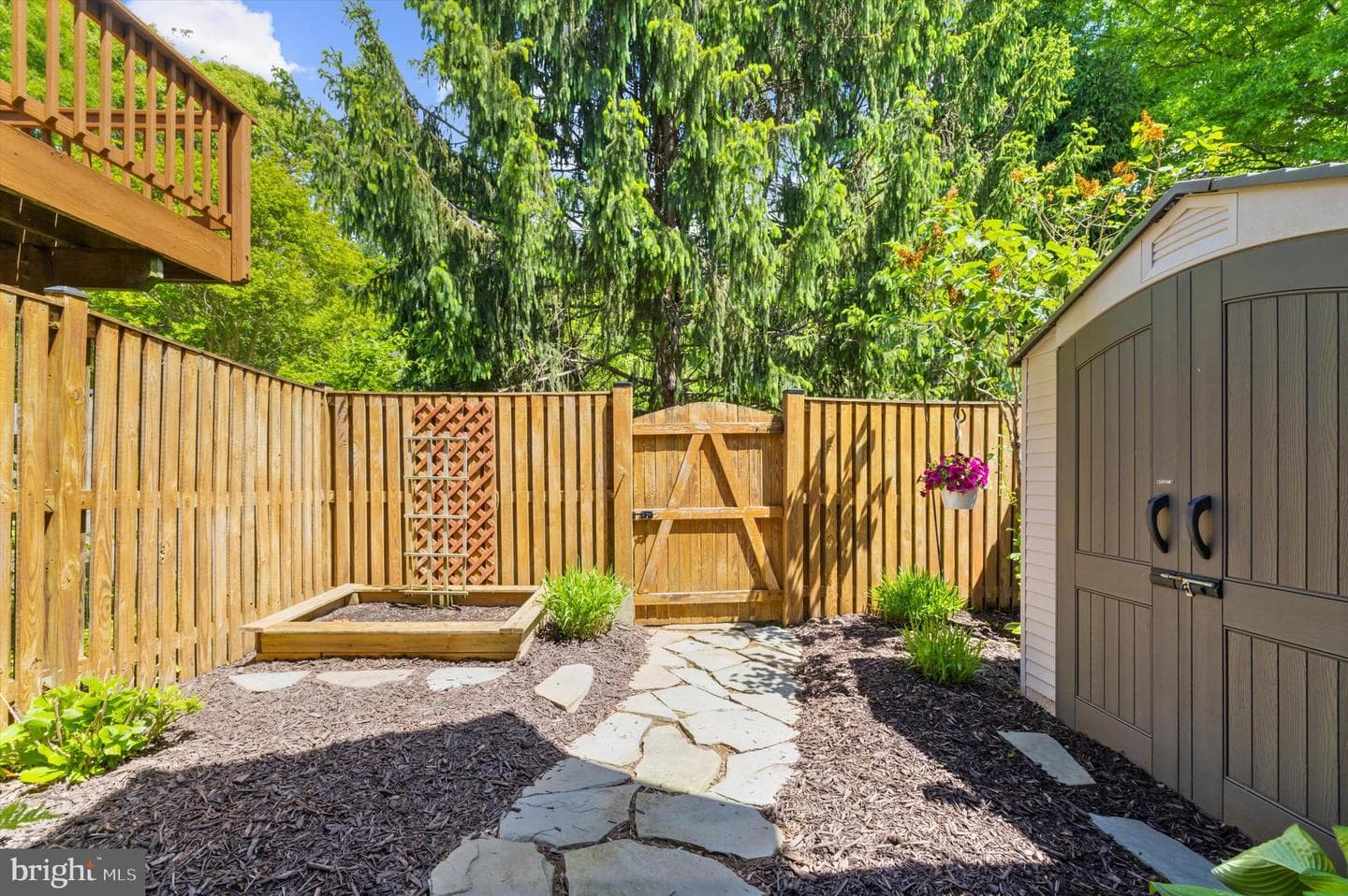 566 Quaker Ridge Court #116 photo 32