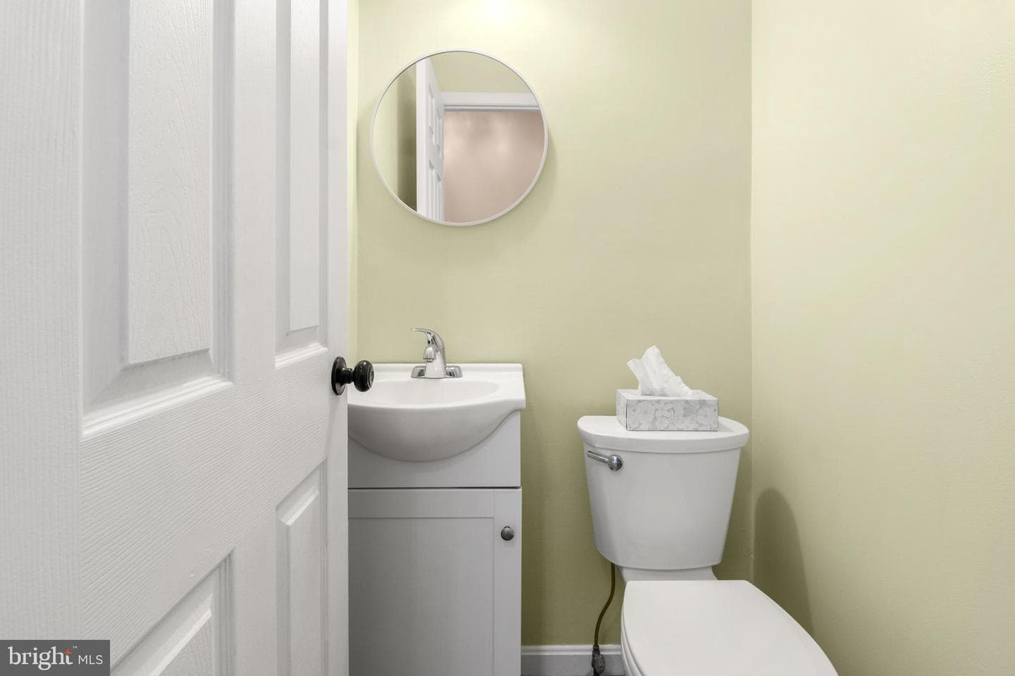 452 Knottwood Court photo 3