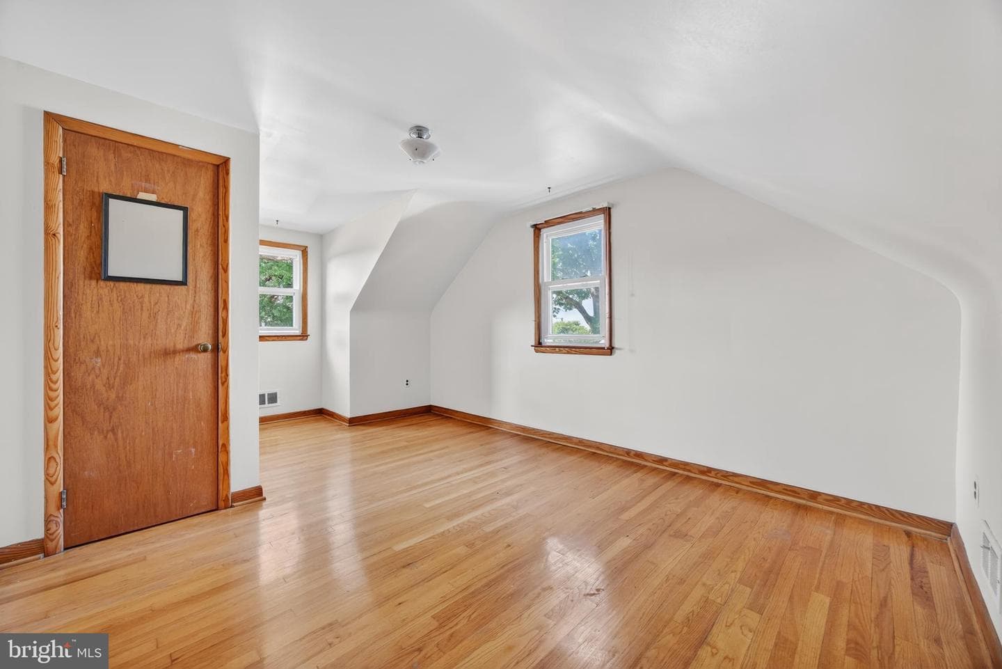 109 17th Avenue photo 28