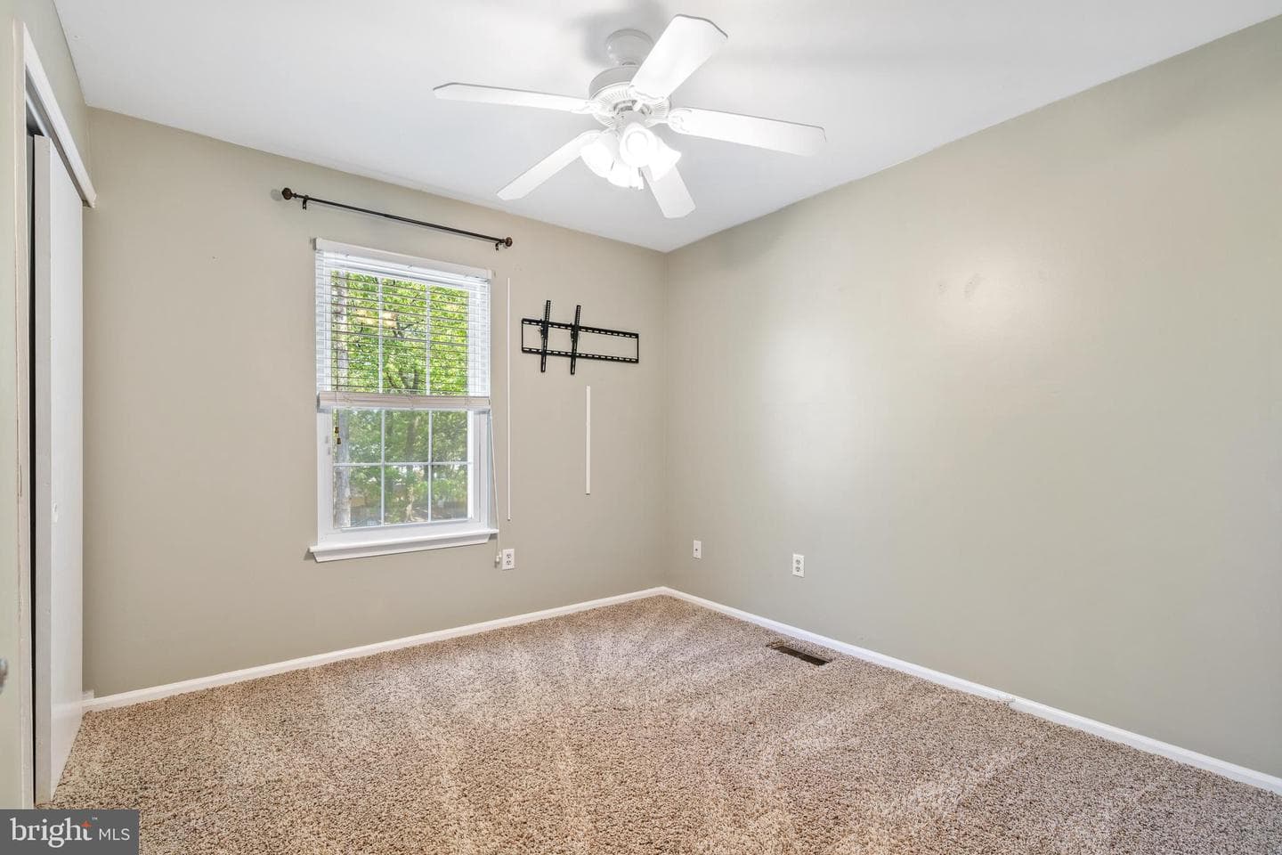 8083 Pendragon Way photo 16