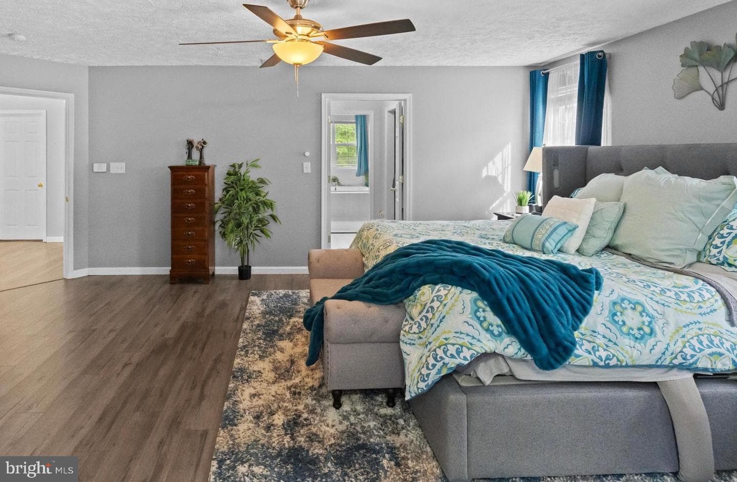 609 Frogs Leap Court photo 32
