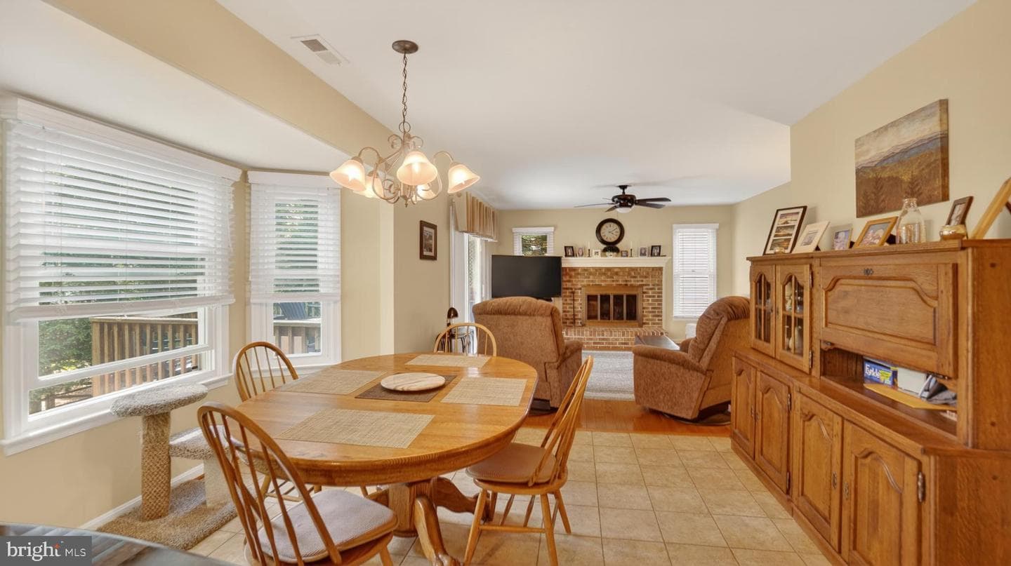 1120 Charing Cross Drive photo 18