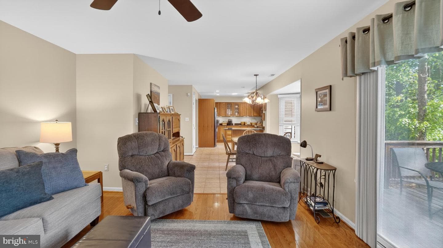 1120 Charing Cross Drive photo 24