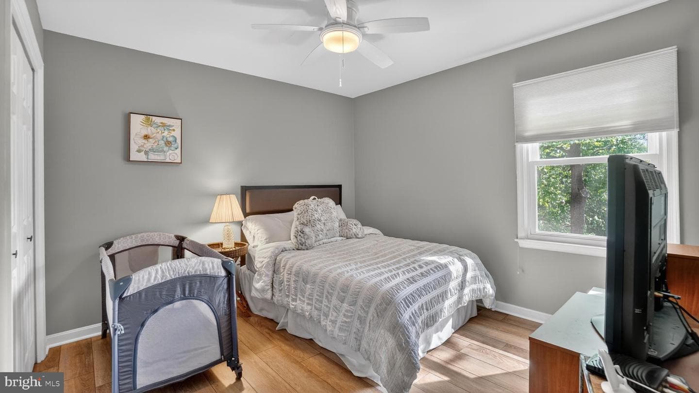 1120 Charing Cross Drive photo 35