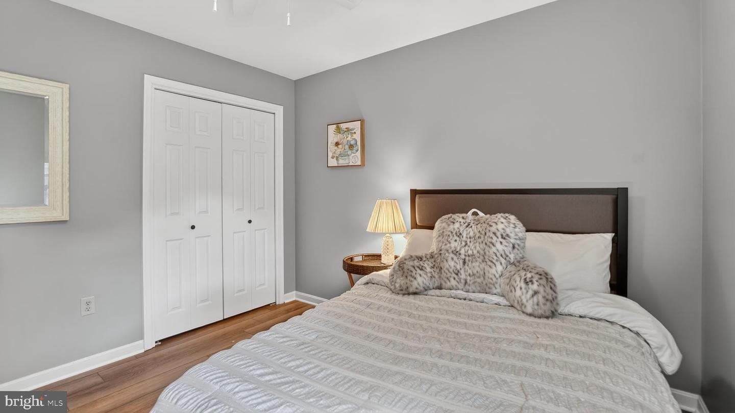 1120 Charing Cross Drive photo 36