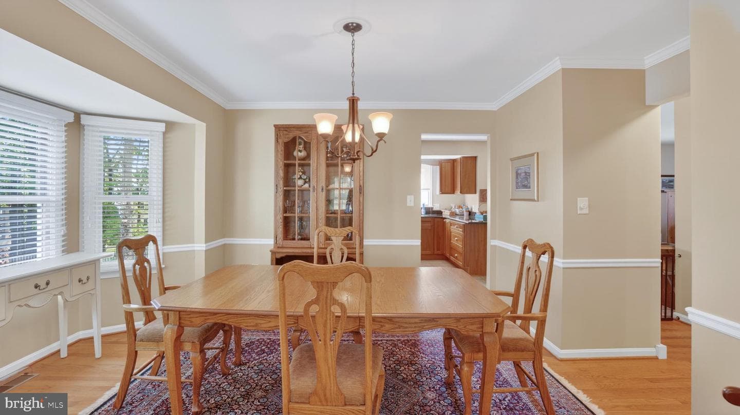 1120 Charing Cross Drive photo 9