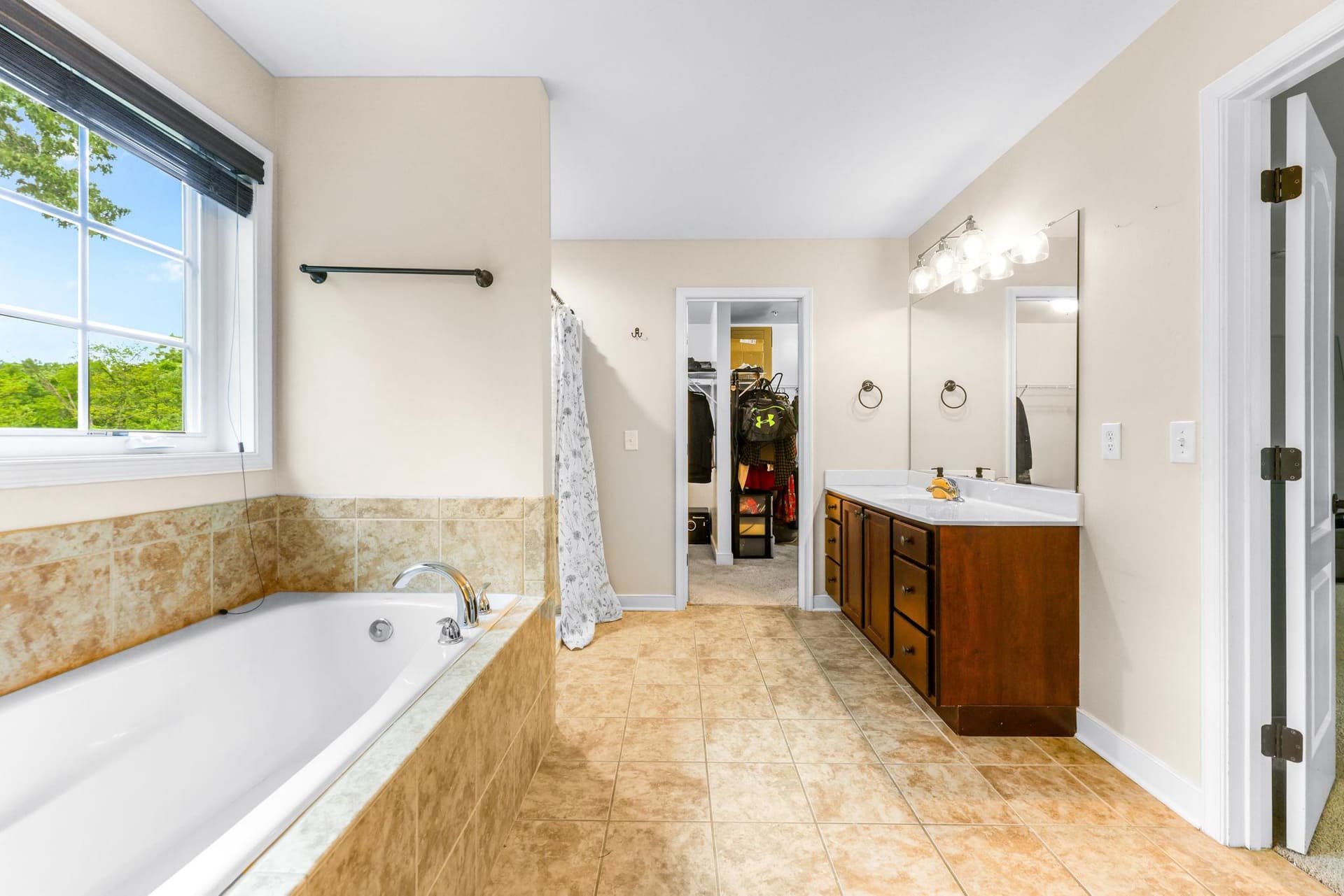141 North Drive photo 22