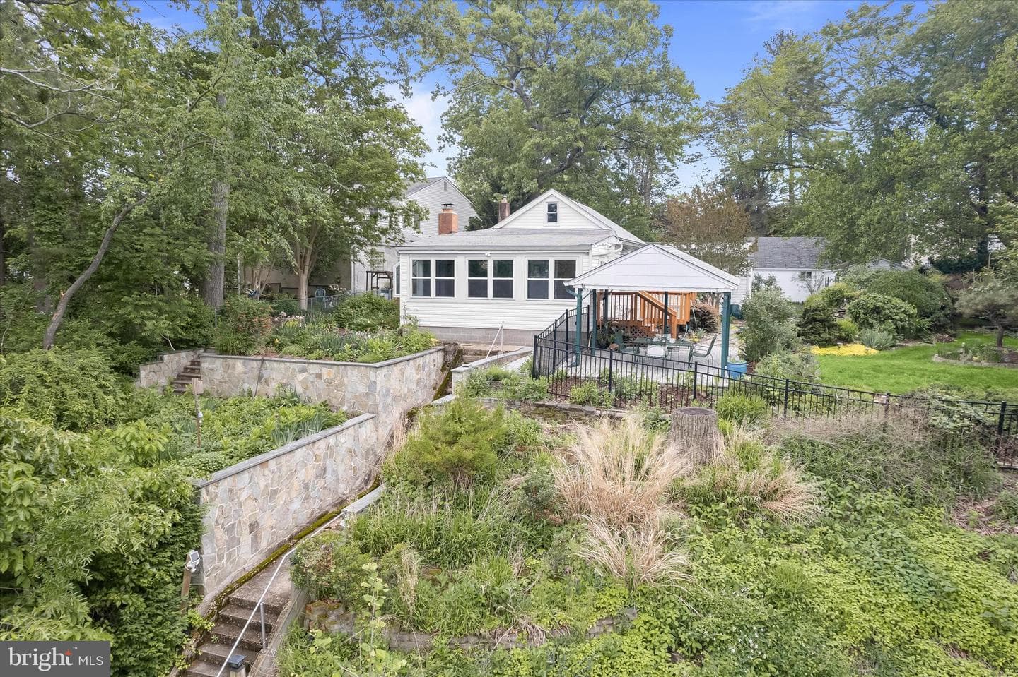 7720 W Shore Road photo 41