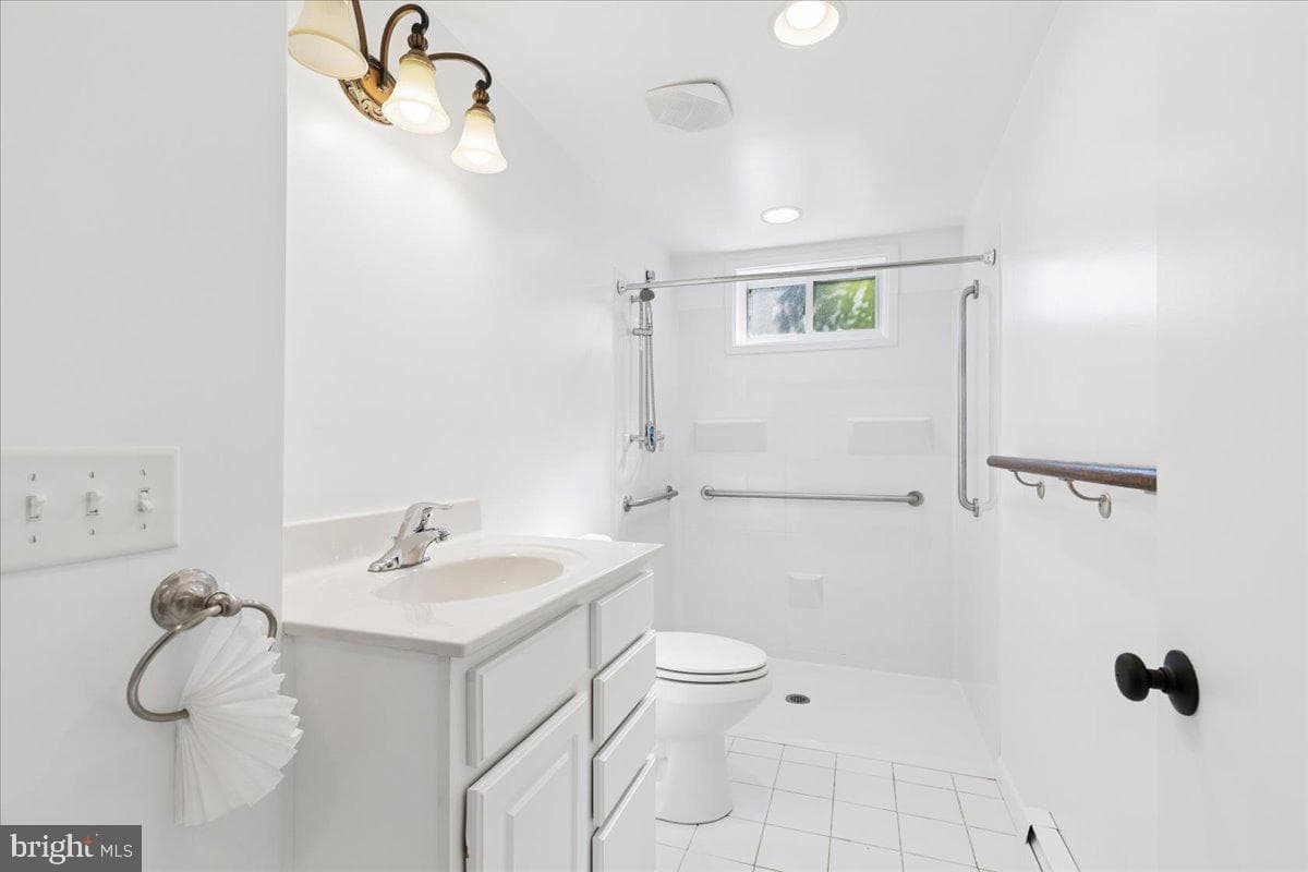 130 Brent Road photo 15
