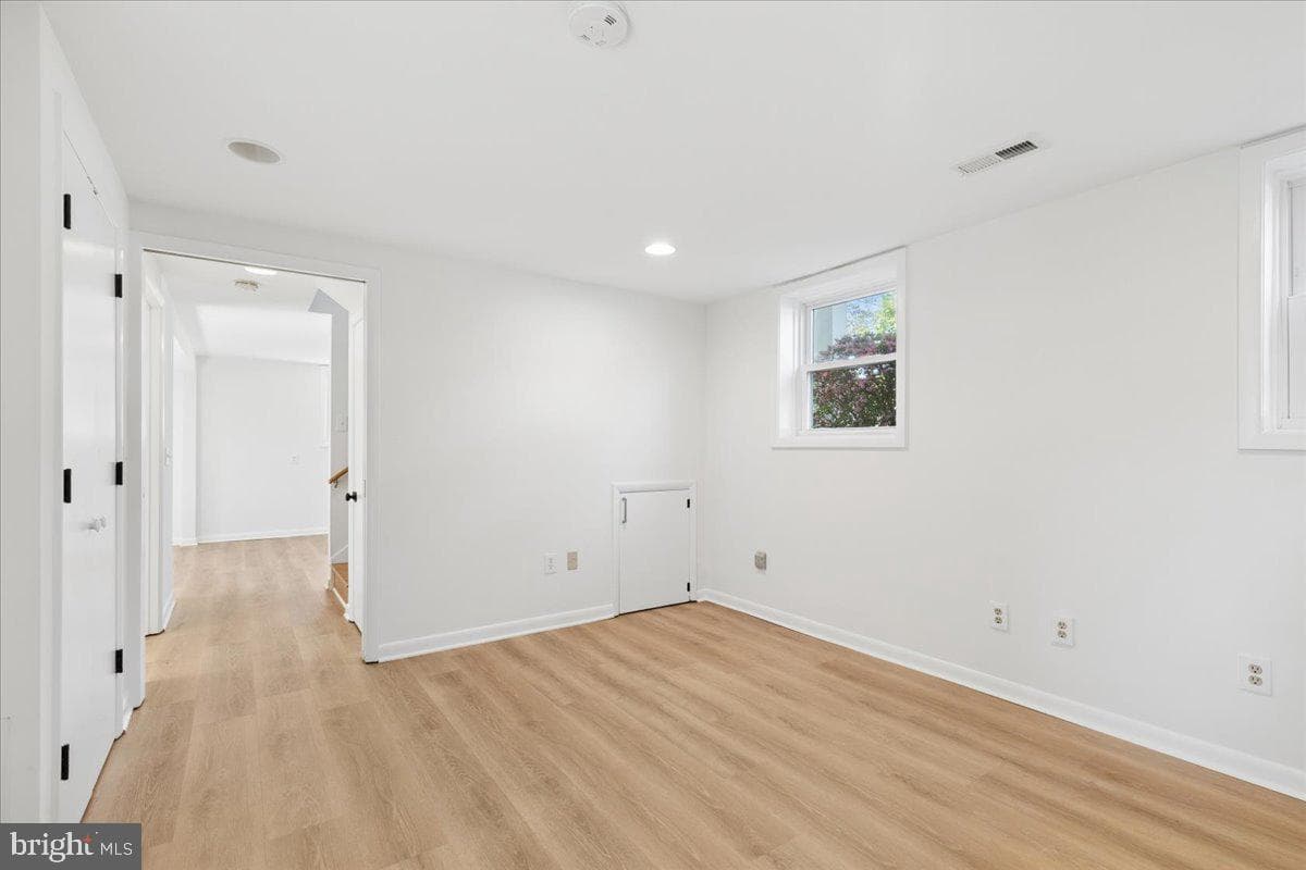 130 Brent Road photo 16