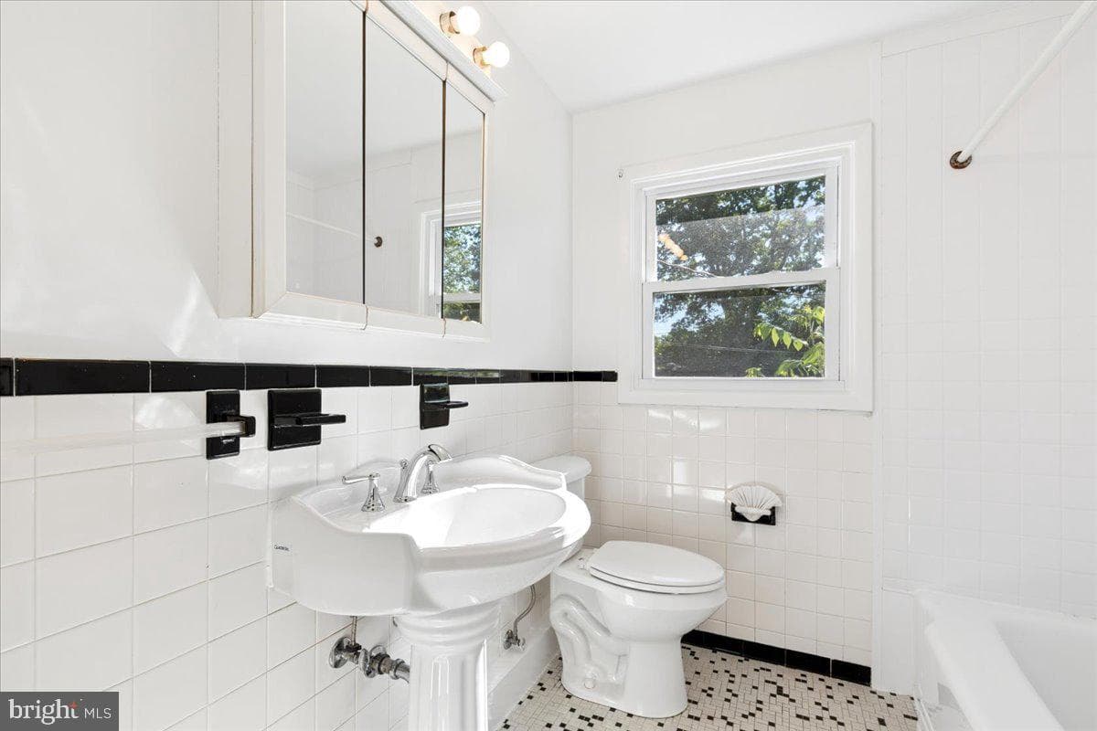 130 Brent Road photo 38