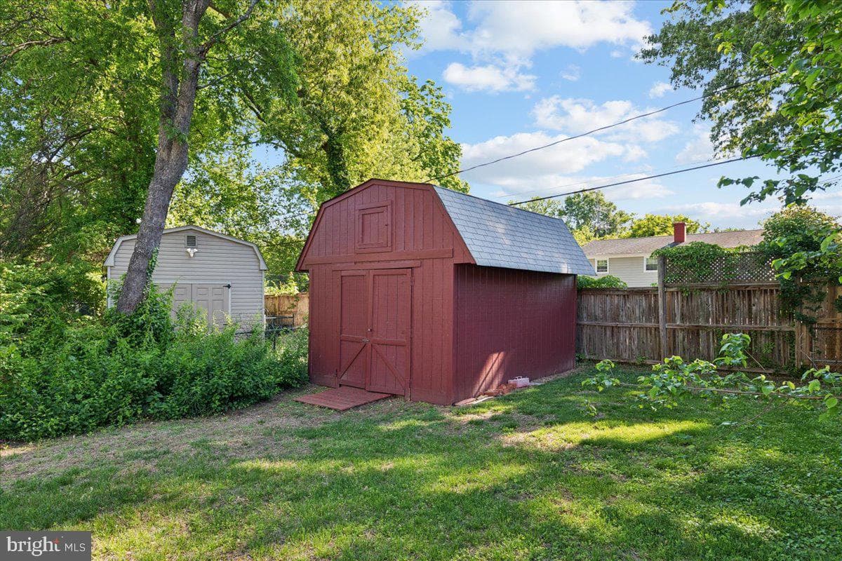 130 Brent Road photo 7