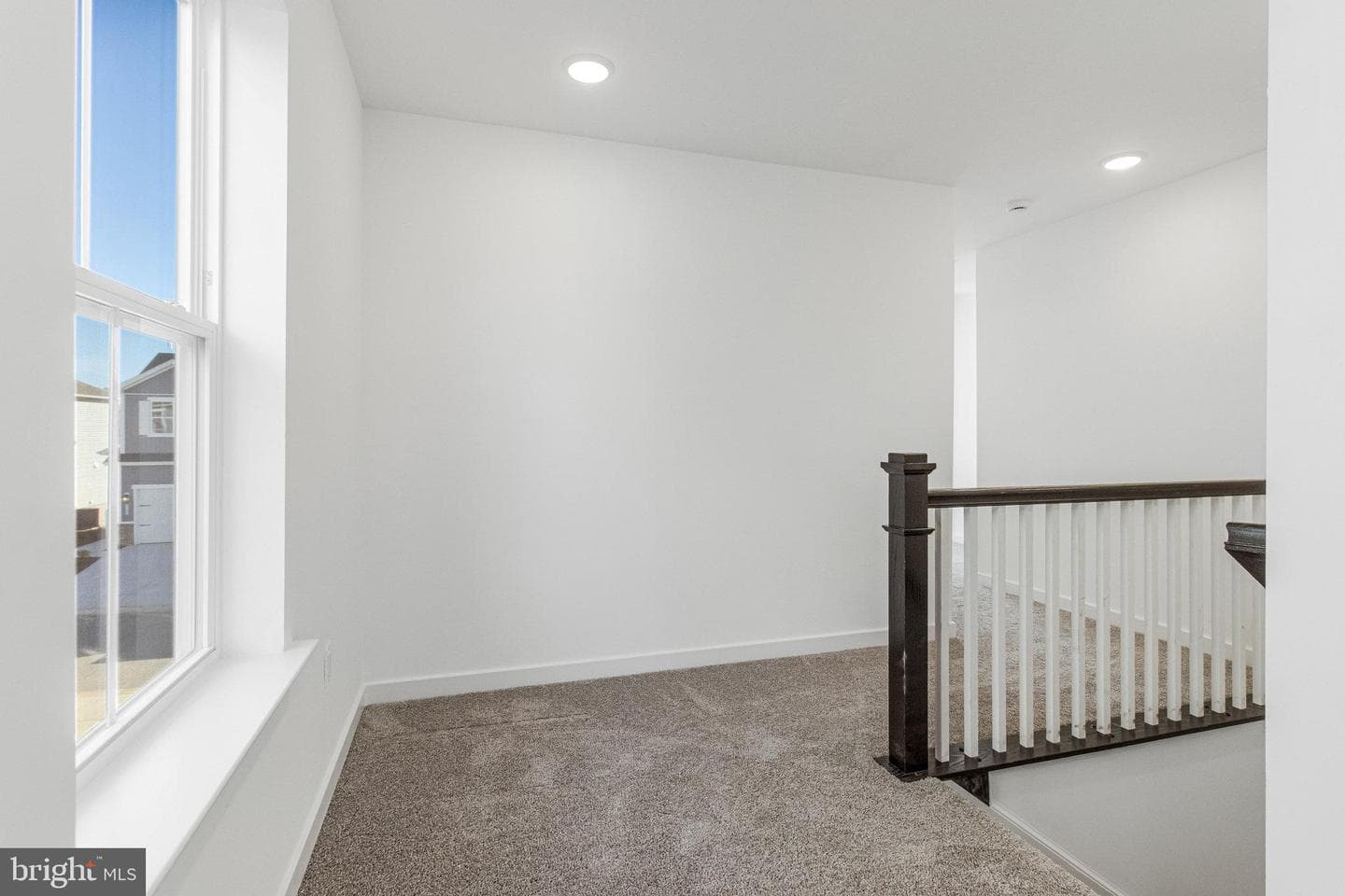 5722 Howard Drive photo 31
